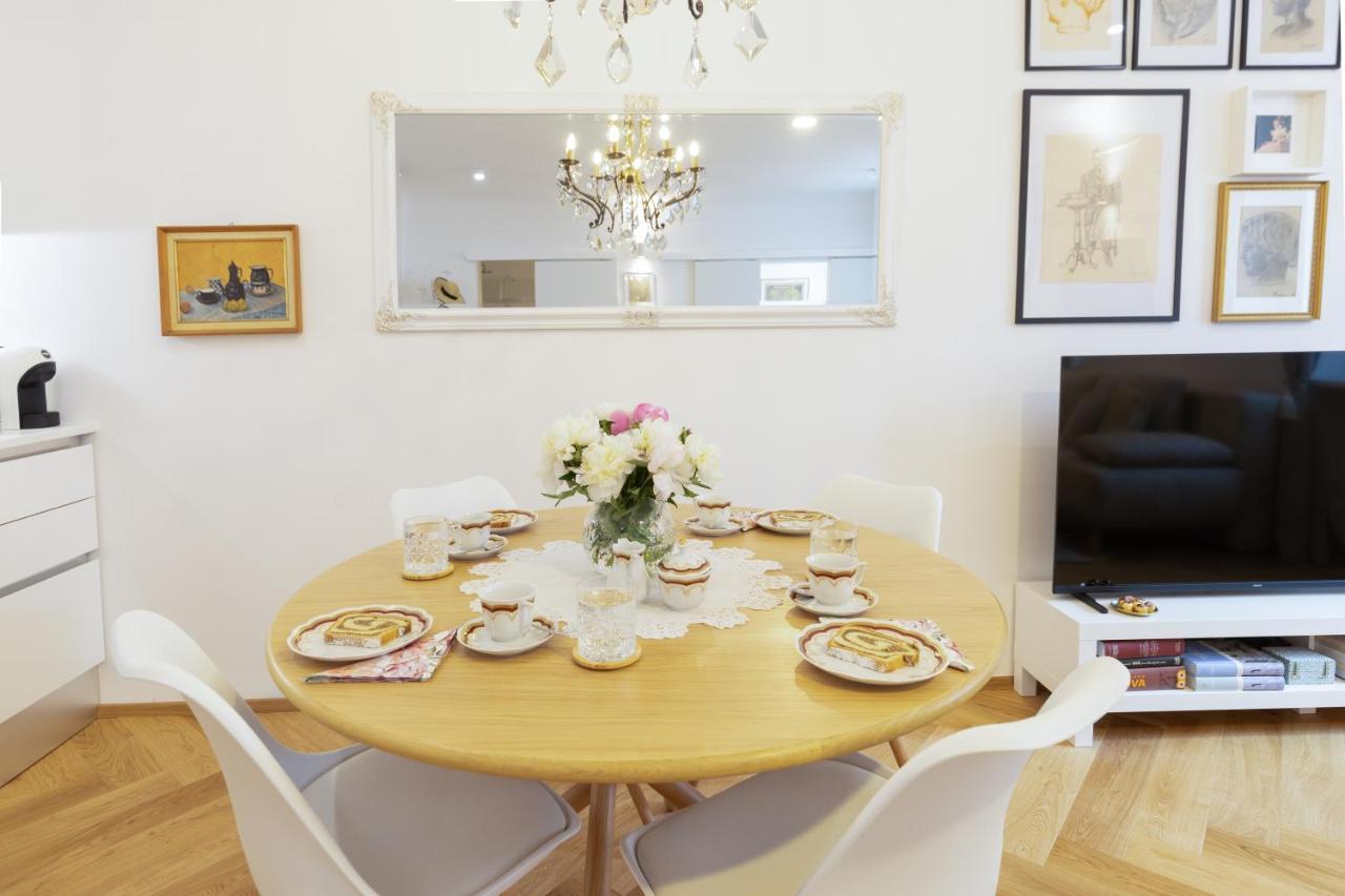 Stylish Apartment In Historical Center 류블랴나 외부 사진